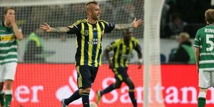 Το εξαιρετικό γκολ με σουτ... οβίδα του Ραούλ Μεϊρέλες [βίντεο]