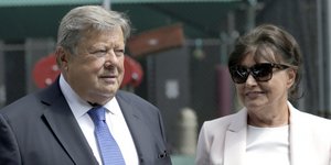 Οι γονείς της Μελάνια Τραμπ (Φωτογραφία: AP/ Seth Wenig)