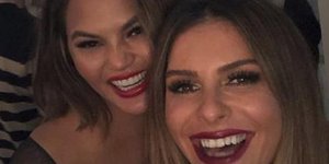 Η Μαρία Μενούνος και η Κρίστιν Τέιγκεν 