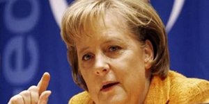 Μέρκελ: Καμία επαναδιαπραγμάτευση στο δημοσιονομικό σύμφωνο