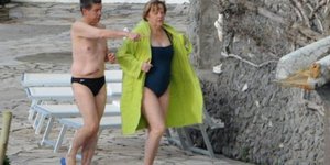 Eξω φρενών η Ανγκελα Μέρκελ με τους παπαράτσι που την φωτογράφησαν με μαγιό