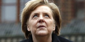 Θραύση κάνει το μήνυμα κατά της Μέρκελ στην Πλάκα [είκονα]