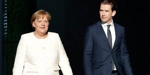 Ανγκελα Μέρκελ & Σεμπάστιαν Κουρτς (Φωτογραφία: AP Photo/Michael Sohn)