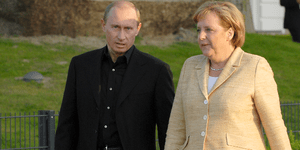 Η βία στη Μέση Ανατολή στο επίκεντρο της συνάντησης Μέρκελ – Πούτιν