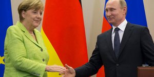 Την τελευταία φορά οι δύο ηγέτες είχαν συναντηθεί σε ρωσικό έδαφος και πάλι στο Σότσι (Φωτογραφία αρχείου: ΑΡ) 