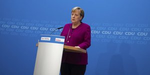 Η Μέρκελ δεν θα παραστεί στη δεξίωση που θα παραθέσει ο Φρανκ-Βάλτερ Σταϊνμάιερ/Φωτογραφία: AP