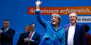 Απόλυτη κυρίαρχος η Μέρκελ στη Γερμανία – Ολα τα πιθανά σενάρια για κυβέρνηση