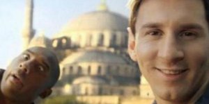 H νέα κόντρα του Μέσι με τον Κόμπι Μπράιαντ -Ξεκαρδιστική κούρσα των δύο σταρ γι