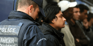 Σκούπα της ΕΛ.ΑΣ στην Πάτρα – Ζένιος Δίας σε όλη την πόλη