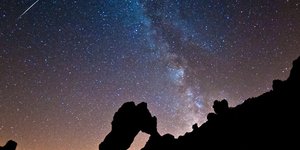 Η βροχή μετεωριτών επισκίασε τον Δία: Εντυπωσιακής φωτεινότητας οι Καμηλοπαρδαλί