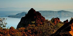 Το ηφαίστειο στα Μέθανα /Φωτογραφία: porosnews.gr