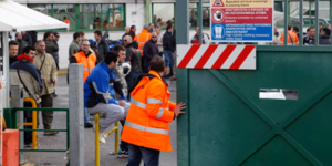 Οχυρωμένοι οι απεργοί του Μετρό στο αμαξοστάσιο στα Σεπόλια