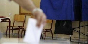 Σταθερό προβάδισμα ΣΥΡΙΖΑ καταγράφει νέα δημοσκόπηση (SOOC)