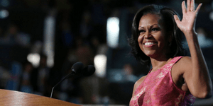 Η Μισέλ Ομπάμα κλέβει τις εντυπώσεις στο Συνέδριο των Δημοκρατικών [εικόνες]