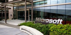 Η Microsoft σχεδιάζει τον μεγαλύτερο γύρο απολύσεων των τελευταίων πέντε ετών