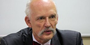 Σάλος με Πολωνό ακροδεξιό ευρωβουλευτή: Οι γυναίκες δεν θα έπρεπε να ψηφίζουν 