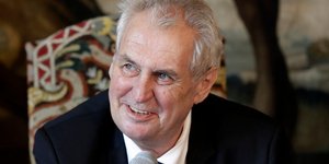 Ο Τσέχος Πρόεδρος Μίλος Ζέμαν. Φωτογραφία: AP/Petr David Josek