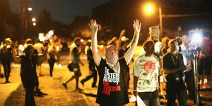 Σε κατάσταση εκτάκτου ανάγκης η πολιτεία του Μισούρι -Μετρά για την απομάκρυνση 