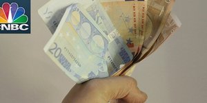 Το αμερικανικό CNBC λέει πως δεν θα πληρωθούν μισθοί και συντάξεις την Παρασκευ