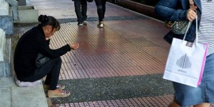 άνθρωποι στα όρια της φτώχειας/Φωτογραφία: Eurokinissi