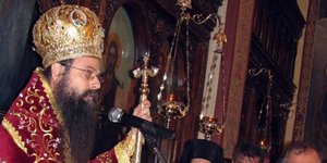 Αυτός είναι ο Μητροπολίτης που χάρισε το Rolex του για να σωθεί ο Ναός από τα χρ