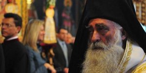 Μητροπολίτης Παύλος: Η Χρυσή Αυγή προσβάλει