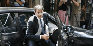 Οι πέντε συν ένας υπουργοί που «τρελαίνονται» με την Τρόικα και ετοιμάζονται για