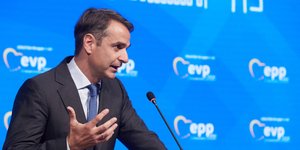 Ο Κυριάκος Μητσοτάκης στο ΕΛΚ -Φωτογραφία: EUROKINISSI/ΓΡΑΦΕΙΟ ΤΥΠΟΥ ΝΔ/ΔΗΜΗΤΡΗΣ ΠΑΠΑΜΗΤΣΟΣ