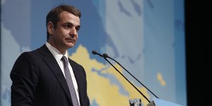 Ο Κυριάκος Μητσοτάκης εξαπέλυσε δριμεία επίθεση κατά Τσίπρα-Βούτση από την Λαμία -Φωτογραφία: NΔ