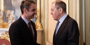 Ο Κυριάκος Μητσοτάκης & ο Σεργκέι Λαβρόφ(Φωτογραφία:EUROKINISSI/ΓΡ. ΤΥΠΟΥ ΝΔ/ΔΗΜΗΤΡΗΣ ΠΑΠΑΜΗΤΣΟΣ)