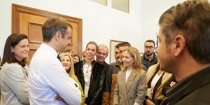 Τετ α τετ Μητσοτάκη με 40 μέλη της πανεπιστημιακής κοινότητας
