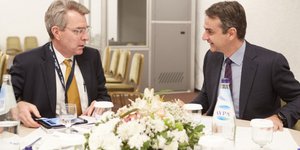 Γιατί ο Αμερικανός πρέσβης συνάντησε τρεις φορές σε δύο μήνες τον Κυριάκο Μητσοτάκη /Φωτογραφία: Intime News 