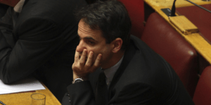 Ενοχλημένος ο Κυριάκος Μητσοτάκης για την πρόταση να αναλάβει αναπληρωτής στο Πε