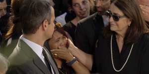 ΦΩΤΟΓΡΑΦΙΑ: ΑΠΕ-ΜΠΕ 