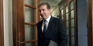 Ο Χρυσοχοΐδης επιστρέφει στο υπουργείο Προστασίας του Πολίτη