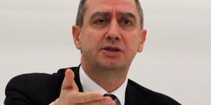Μιχελάκης: Ο Βενιζέλος έχει πανικοβληθεί και ψεύδεται ασύστολα