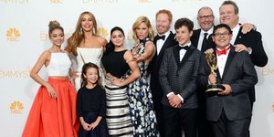 Οι πρωταγωνιστές της σειράς «Modern Family». Φωτογραφία: AP 