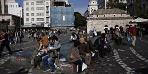Η πλατεία στο Μοναστηράκι / Φωτογραφία: SOOC