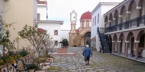 H Μονή Αγίου Κωνσταντίνου και Ελένης στη Χίο