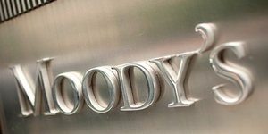 Moody's: Στο 7% η ύφεση στην Ελλάδα το 2012