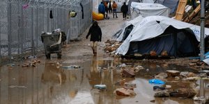 Τραγικές οι συνθήκες για τους πρόσφυγες στη Μόρια / Φωτογραφία: InTime News