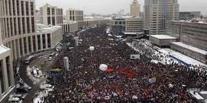 Πραγματοποιείται η διαδήλωση των αντικυβερνητικών στη Μόσχα