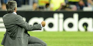 Ο έξαλλος πανηγυρισμός του Μουρίνιο στη νίκη της Ρεάλ [βίντεο]