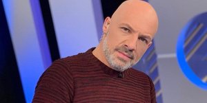 Ο Νίκος Μουτσινάς