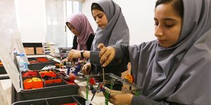 Φωτογραφίες: first.global