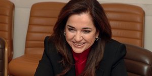 Μπακογιάννη: Με 153 ο κάθε βουλευτής μπορεί να κάνει τον Ταρζάν
