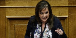 Η Ντόρα Μπακογιάννη/ Φωτογραφία: EUROKINISSI- ΣΤΕΛΙΟΣ ΜΙΣΙΝΑΣ
