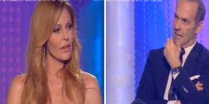 Τί σημαίνει το μήνυμα-γρίφος της Τζένης Μπαλατσινού στον Κωστόπουλο [βίντεο]