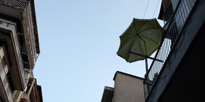 Ενα αθηναϊκό μπαλκόνι / Φωτογραφία: SOOC