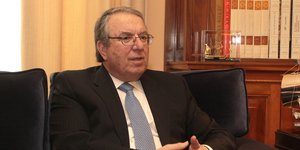 Μπαμπινιώτης: Πιστεύω σε κυβέρνηση τεχνοκρατών